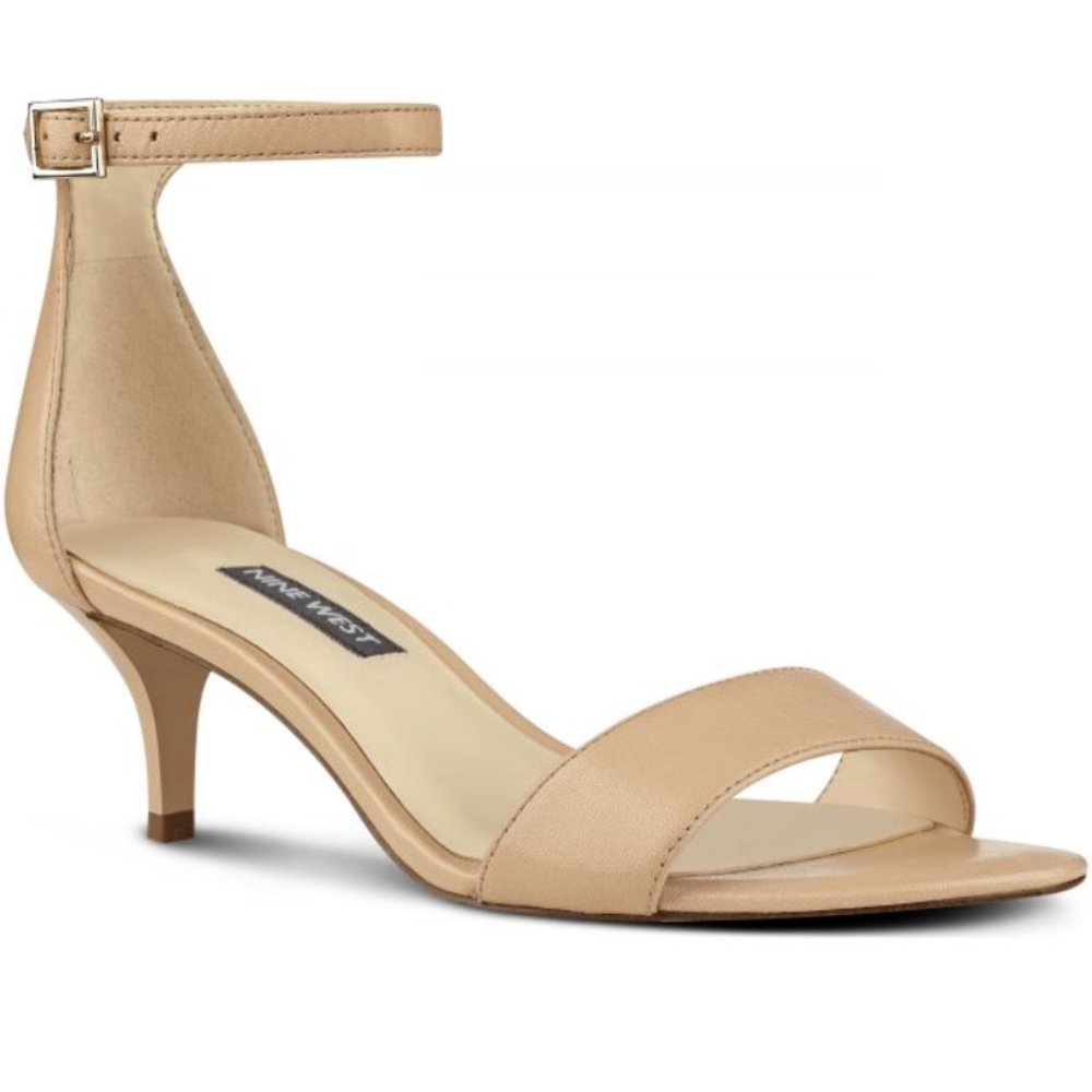 UNWORN: Nine West Leisa Matte Nude Leather Sandal
